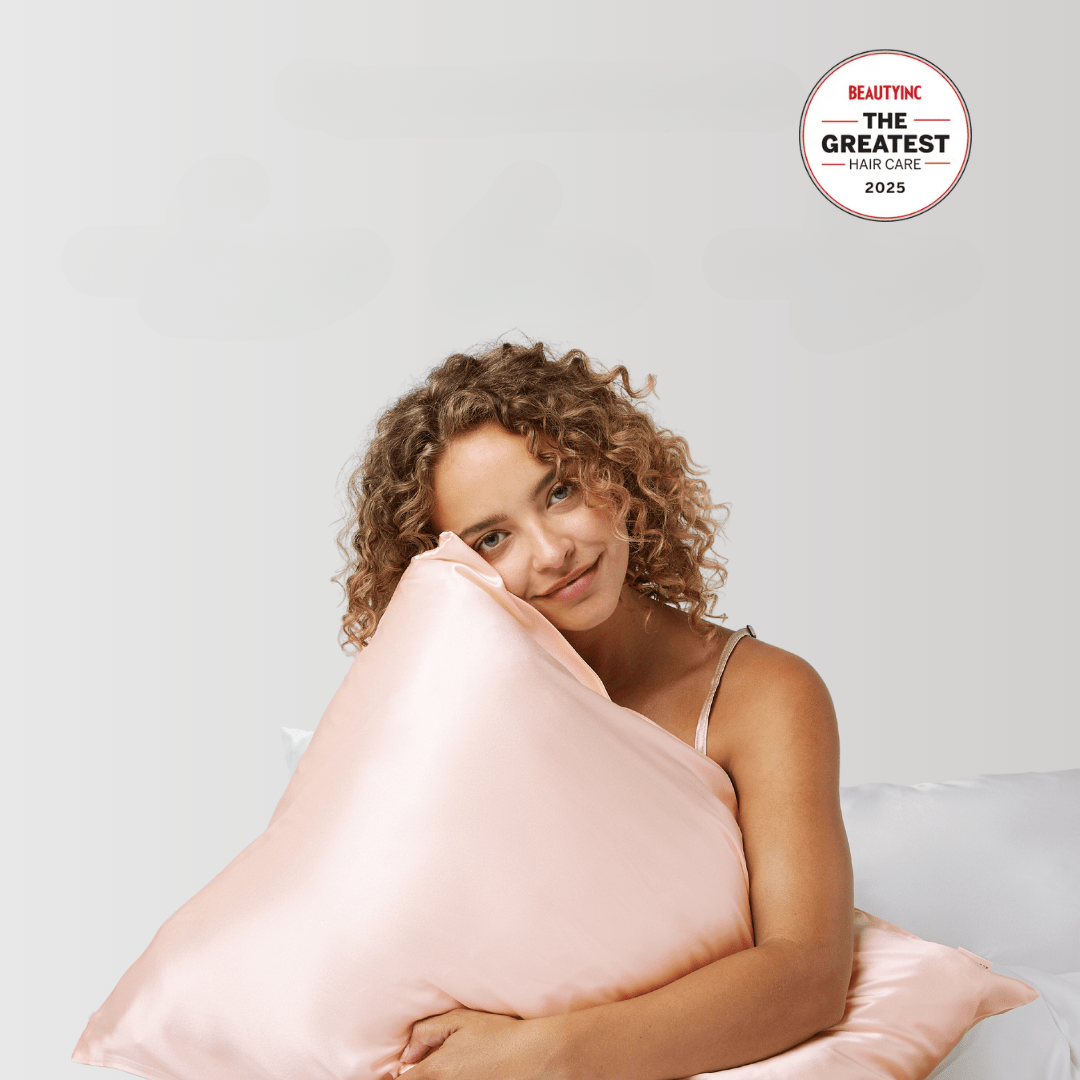 Édition cheveux ondulés : taie d'oreiller en soie ou satin ? - NUITE®