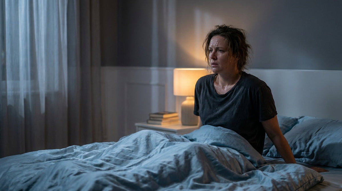 Réveil en sueur la nuit : pourquoi ça arrive et comment l'éviter ? - NUITE®